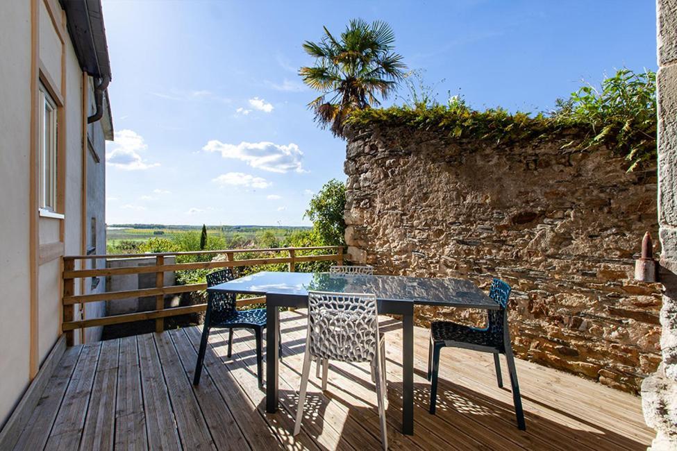 Bed and Breakfast Confidences Escale A Brissac Exteriér fotografie