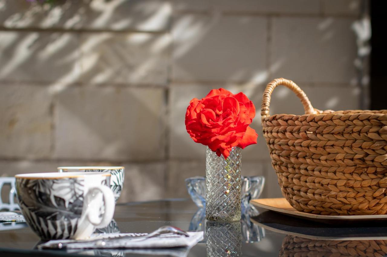 Bed and Breakfast Confidences Escale A Brissac Exteriér fotografie